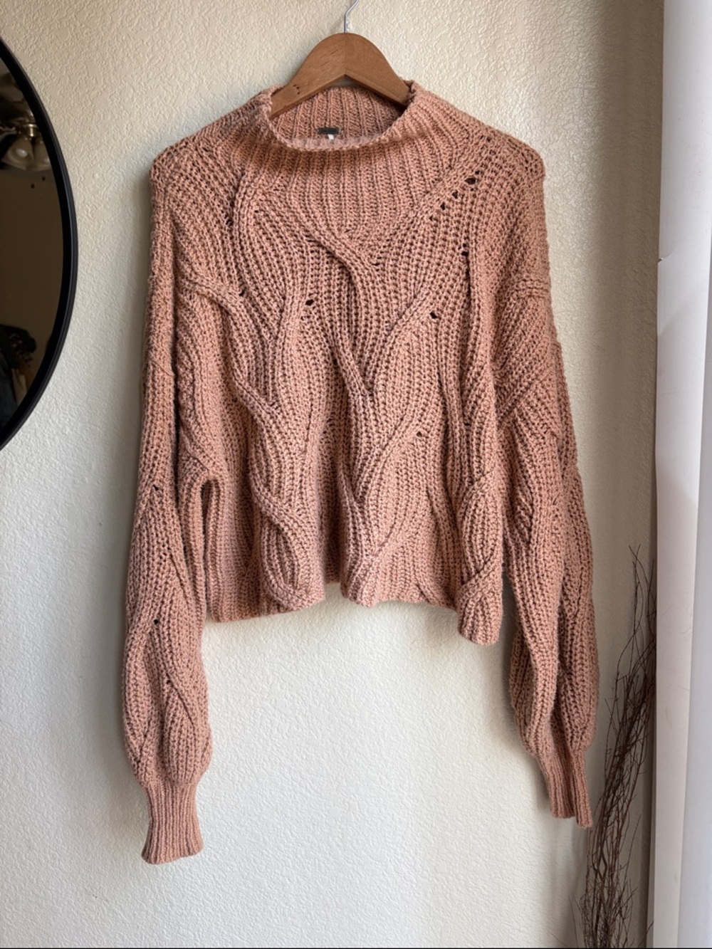Free People Chunky Cable-Knit Pullover Sweater Beige Mock Neck Women’s Size M